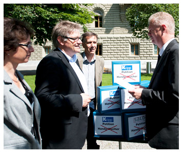 Les Suisses paient 330 millions de trop! 